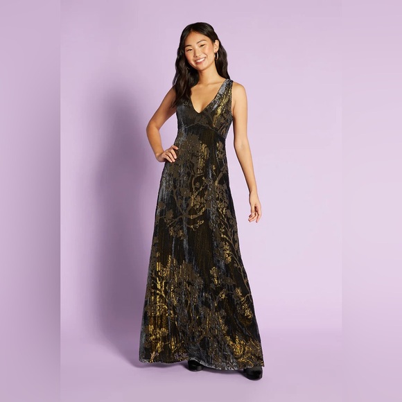 ModCloth Velvet Maxi Dress - Picture 8 of 8